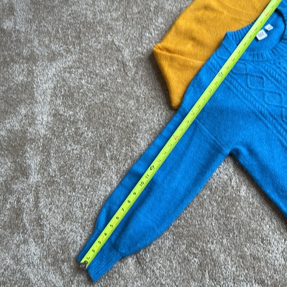Gap sweaters. Blue, yellow, tan. - Picture 7 of 11